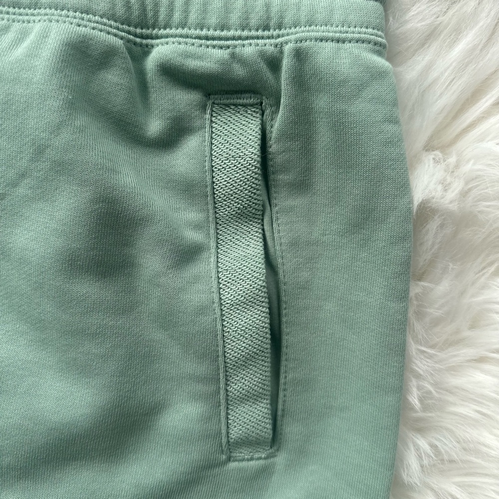 Nike Women's Sportswear High waisted Essential French Terry Shorts Dusty Green - Picture 7 of 10